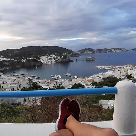 Glicine Gasthof Ponza